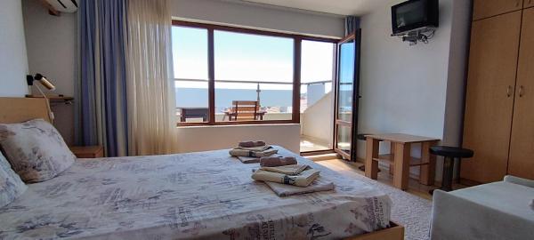 Anchors Guest House, Book  Hoteller i Burgas Province med parkering, Parkering