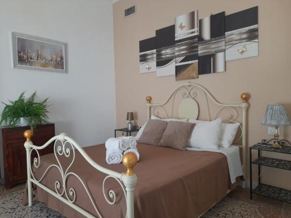 Casa Roma Affittacamere, Book  Roma Termini railway station 