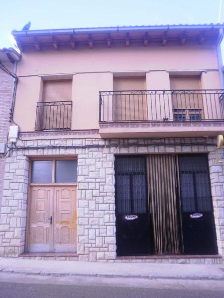 Bar hostal Torralba de los sisones, Book  Billige hoteller i Aragonien