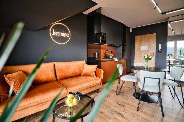 Jasmine by Housine, Book  Zator Lillepolen