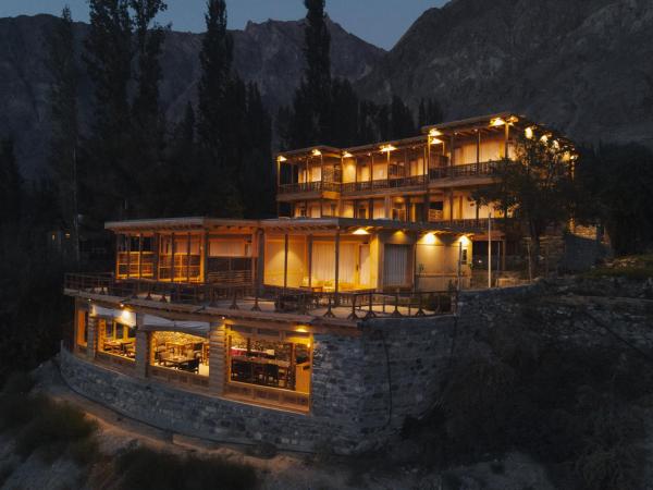 Dera Lamsa Resort Shigar, Book  Shigar Azad Jammu and Kashmir