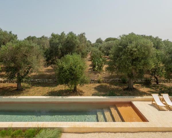 New Heated Pool Villa in Ostuni, Book  Valle d'Itria hoteller med pool, Swimmingpool