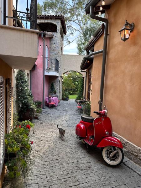 Guestlands Italia B&B, Book  Arcadia New South Wales