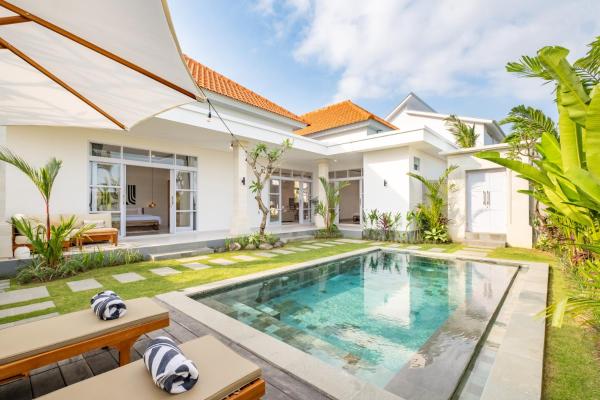 Villa Navaria Canggu, Book  Canggu Badung