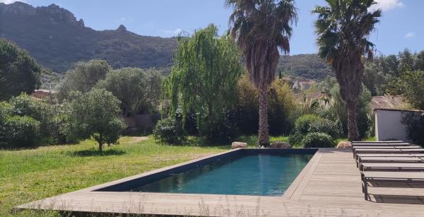 Villa Callochiusa avec piscine 15mn Bonifacio, Book  Figari South Corsica