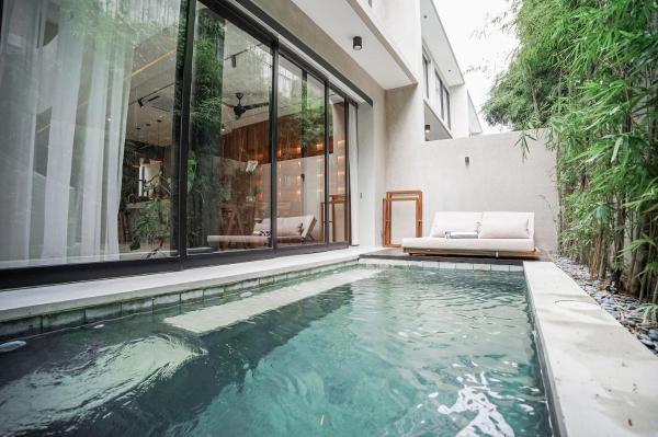Suave Villa Canggu, Book  Canggu Badung
