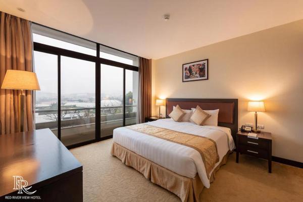 Red River Hotel LC- by BAY LUXURY, Book  Chơ Mơi Lao Cai