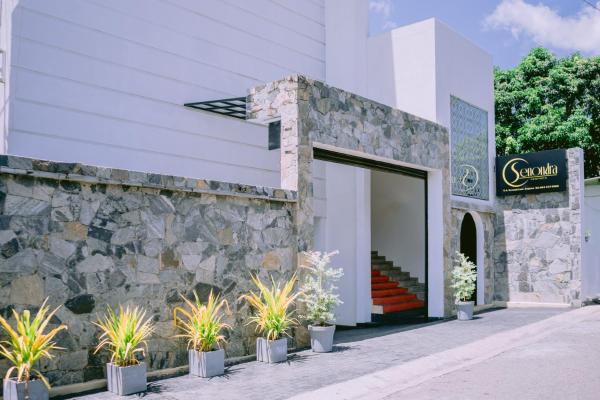 Hotel Senondra, Book Hotel Ampara Ampara District