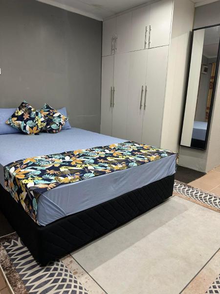 The Cozy Corner in Suva, Book  Suva Viti Levu