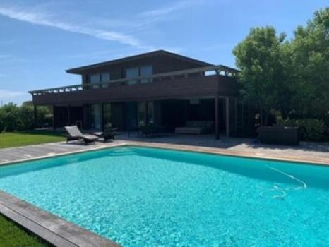 LE PETIT DOMAINE DE SPERONE, Book  Bonifacio South Corsica
