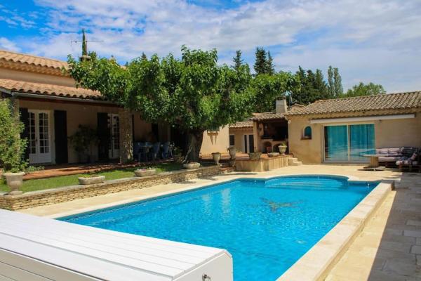 La Villa St Antoine, Book  Rhône-Alps hoteller med pool, Swimmingpool