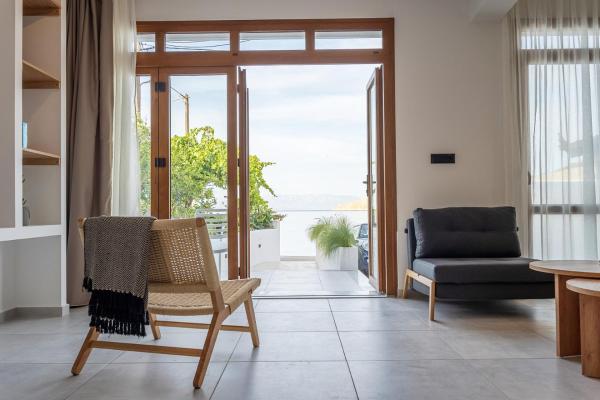 Icon seaside apartments, Book Lejlighed Chios Chios Island