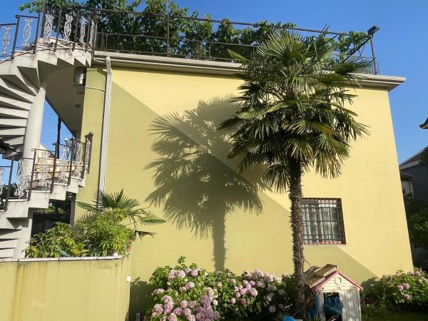 Xhou\s Home, Book  Billige hoteller i Shkoder County