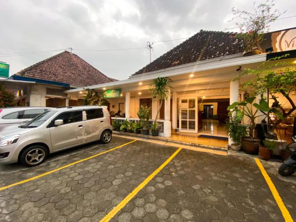 Parikesit Guest House, Book  Timuran Yogyakarta