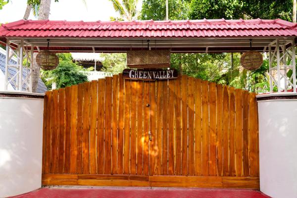 Green Valley, Book  Varkala New Delhi