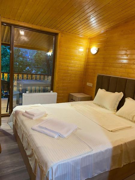 Dililuxe Hotel, Book  Dilijan Tavush region