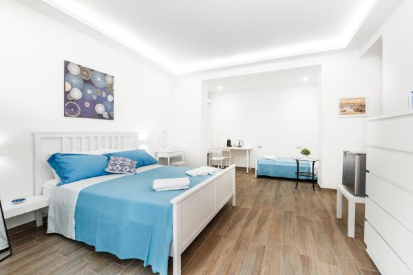 DM House & Suite, Book  Catania Sicilien