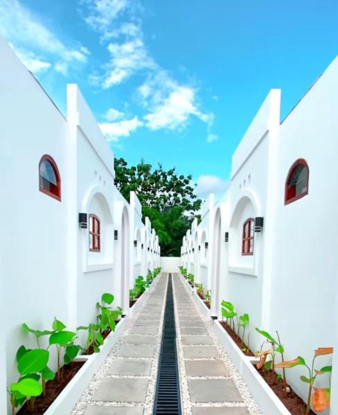 Raja Villa, Book  Seturan Yogyakarta