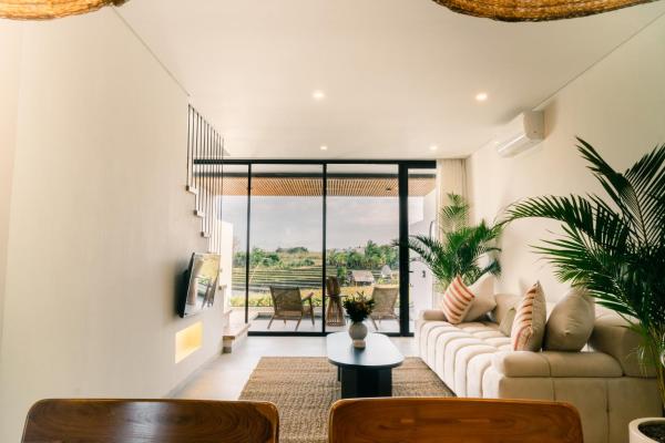 The Menuai Bali Villas Canggu, Book Hotel Badung hoteller med pool, Swimmingpool