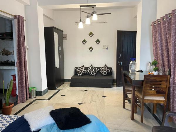 Beltola serenity homestay, Book  Guwahati Assam