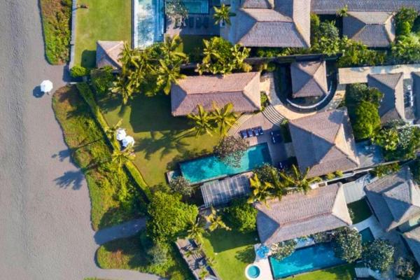Cadudasa Beachfront 6 BR Private Pool Villa, Book  Badung hoteller med pool, Swimmingpool