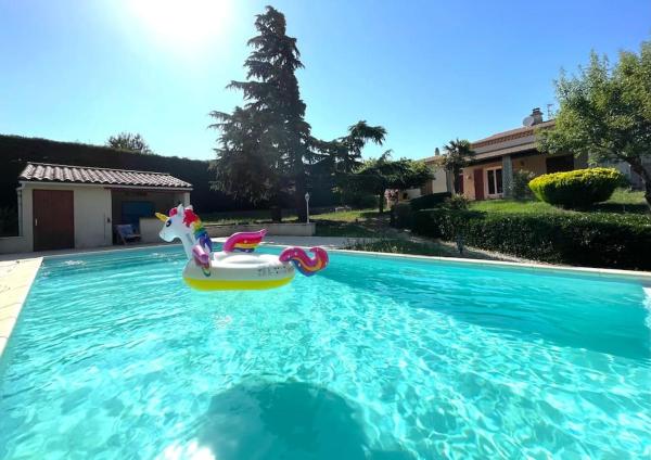 Villa avec piscine et vue somptueuse, Book  Savasse Rhône-Alps