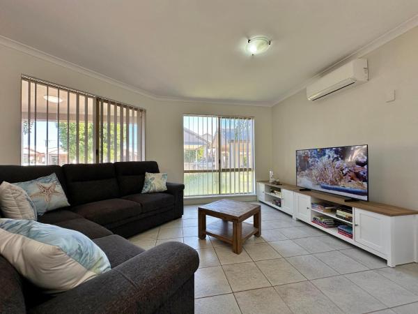 Pelican Shore Villa 10 - Kalbarri WA, Book  Kalbarri 