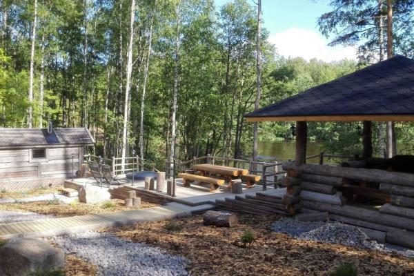 Comfy Cabin Retreat for 8 with Hot Tub & Sauna, Book  Jyväskylä 