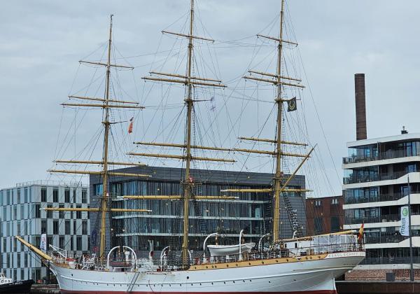 2 Familienfreundliche FeWo für 6 Personen, Book  Bremerhaven Bremen