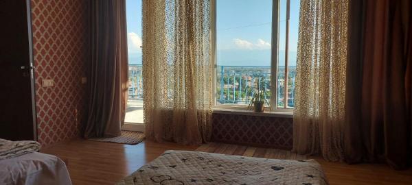 Panorama in KUTAISI, Book  Billige hoteller i Imereti