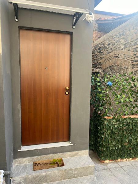 casa vacanza I 4 diamanti room 2, Book  Catania hoteller med morgenmad, Morgenmad