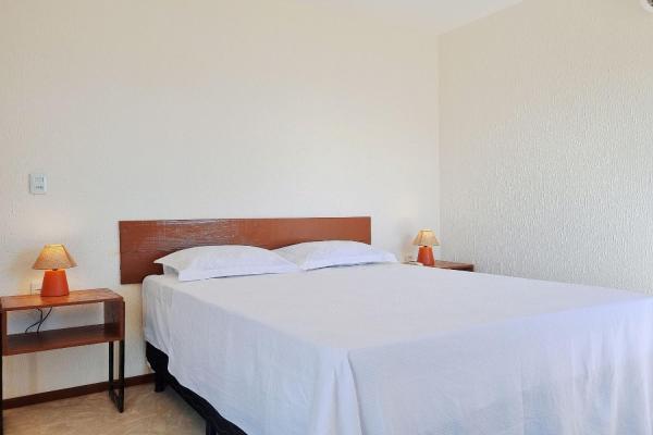 Beach Front Villas - Vista mar por Carpediem, Book  Bahia hoteller med pool, Swimmingpool