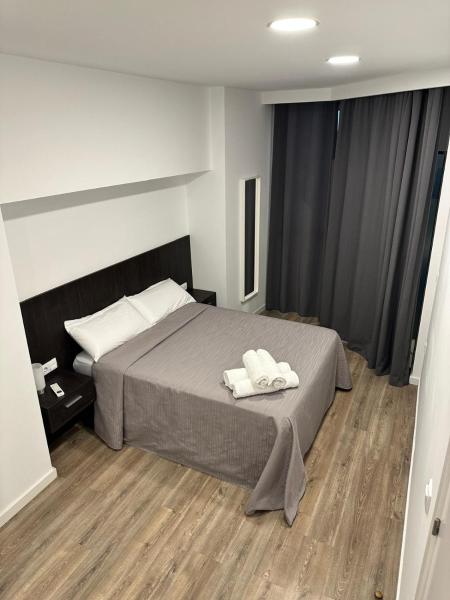 LOTUS SUITES Alicante, Book  Alicante Pamplona