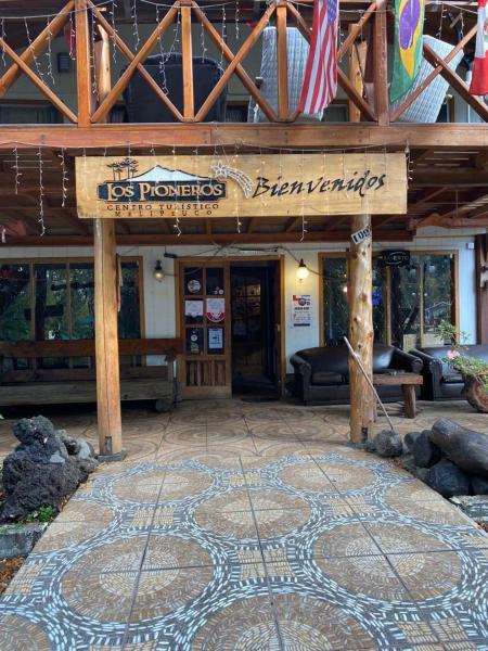 Los Pioneros, Book Hotel Melipeuco Araucanía