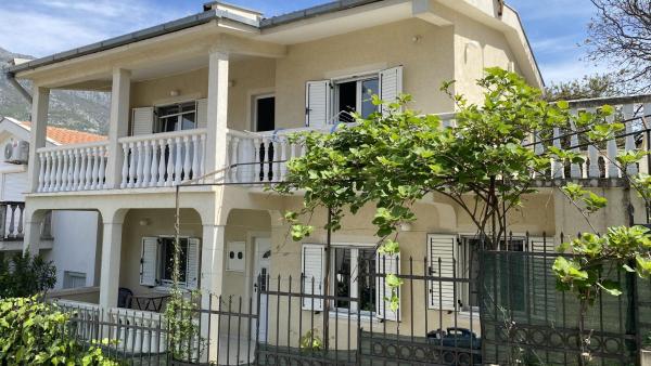 Stan-apartman, Apartment, дом, Book  Dobra Voda Bar County