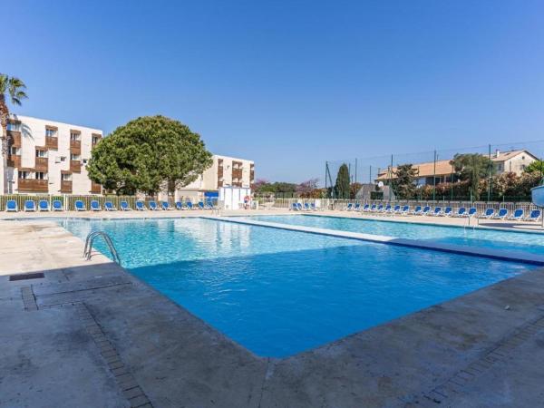 Appart en Location saisonnière -Equipé PMR-Résidence ILE DOR, Book  Hoteller i Var coast med pool, Swimmingpool