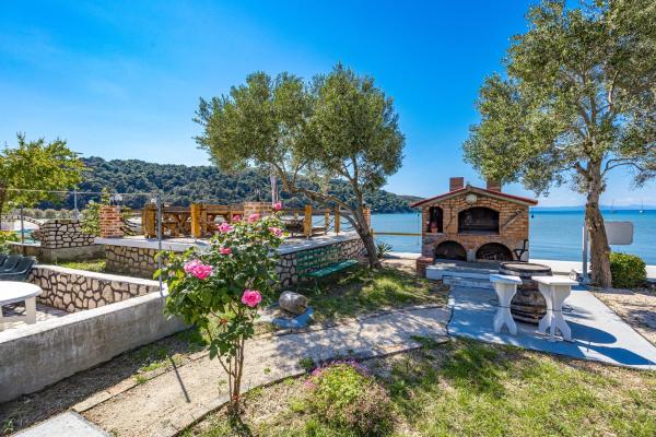 Apartments Emily, Book  Kampor Rab