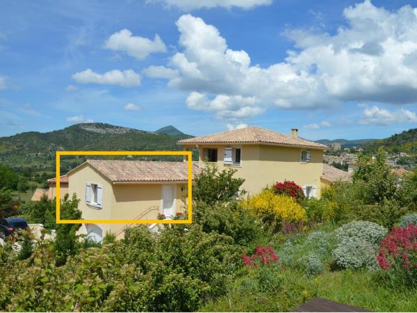Villa Fleury Appartement, Book  Montbrun-les-Bains Drôme Provençale