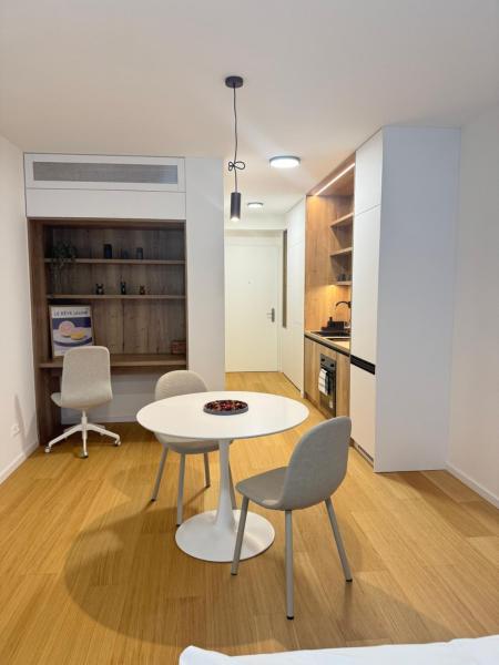 Aurora Apartments, Book Lejlighed Bratislava hoteller med parkering, Parkering