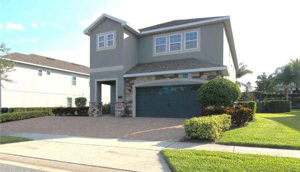 Family Themed House Close to Disney with Private Pool and Huge Backyard, Book  Kissimmee hoteller med pool, Swimmingpool