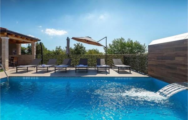 Villa Sime, Book  Hoteller i Poreč Riviera med pool, Swimmingpool