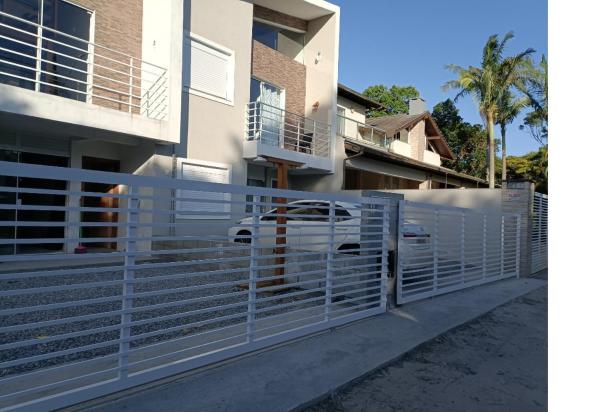 Perto areia praia Ferrugem Barrinha Apartamento, Book  Billige hoteller i Garopaba