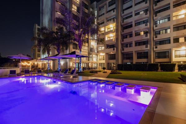 STAY Menlyn, Book  Menlyn 