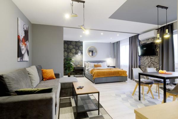 NEW APART Lesi Ukrainky Blvd and Olimpiyska and KRESHCHATYK and Manhattan City with parking, Book  Kiev Kiev