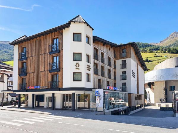 Glanz & Glory Hotel, Book Hotel Hoteller i Tyrol med parkering, Parkering