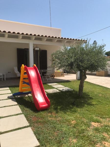Little house, Book  Sicilien hoteller med parkering, Parkering