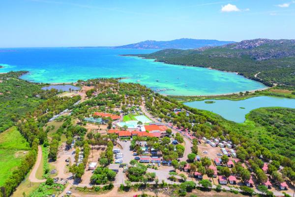 Camping Capo D'Orso, Book Campingplads Hoteller i Emerald Coast med pool, Swimmingpool