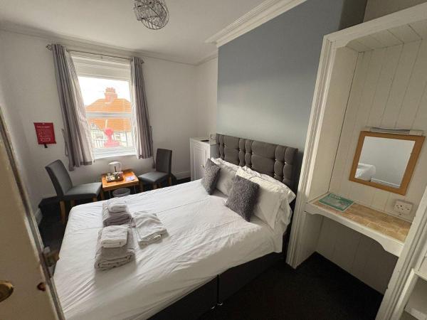 Blencathra Rooms, Whitby, Book  Whitby 
