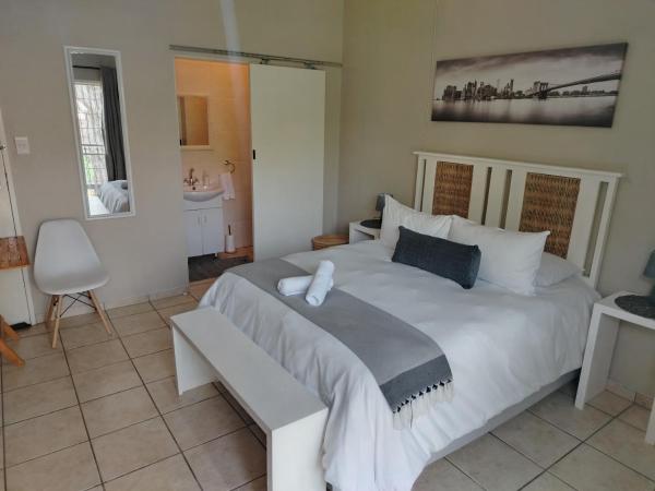 Novalia, Book  Colesberg Northern Cape