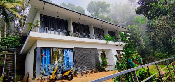 GMSquare, Book  Thekkady New Delhi